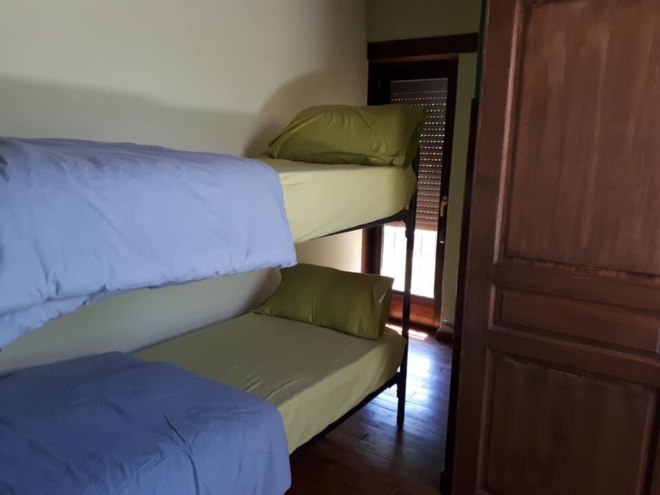 Albergue A'Noguera كاستيلو دي جاكا المظهر الخارجي الصورة