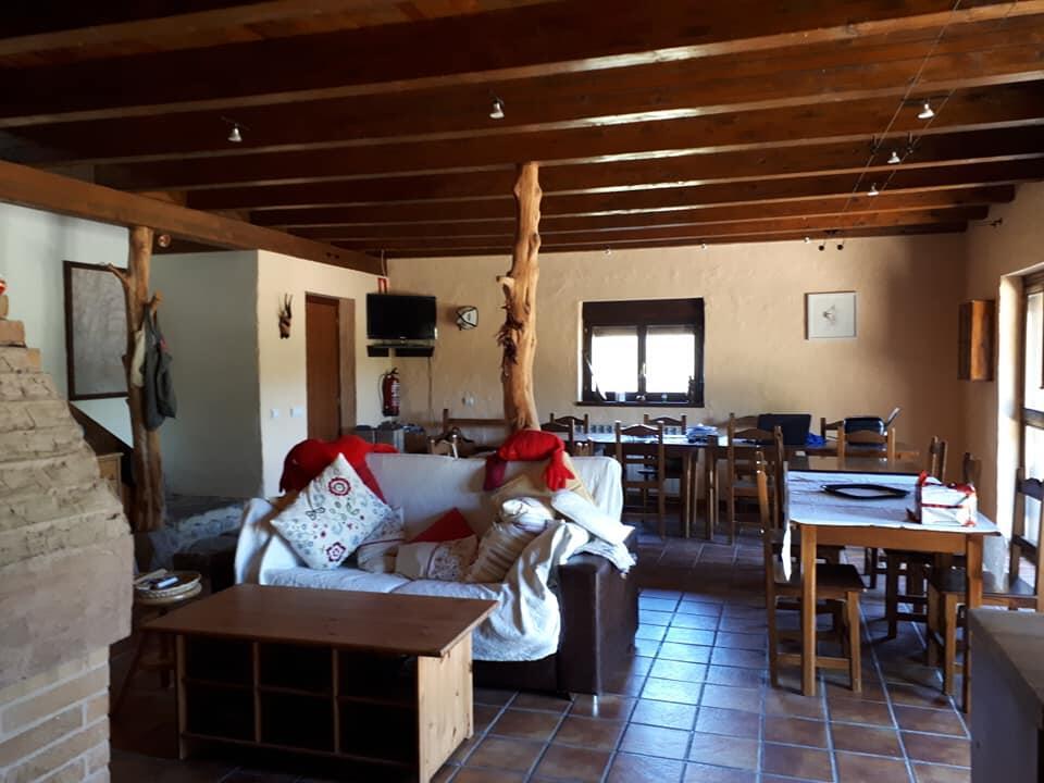 Albergue A'Noguera كاستيلو دي جاكا المظهر الخارجي الصورة