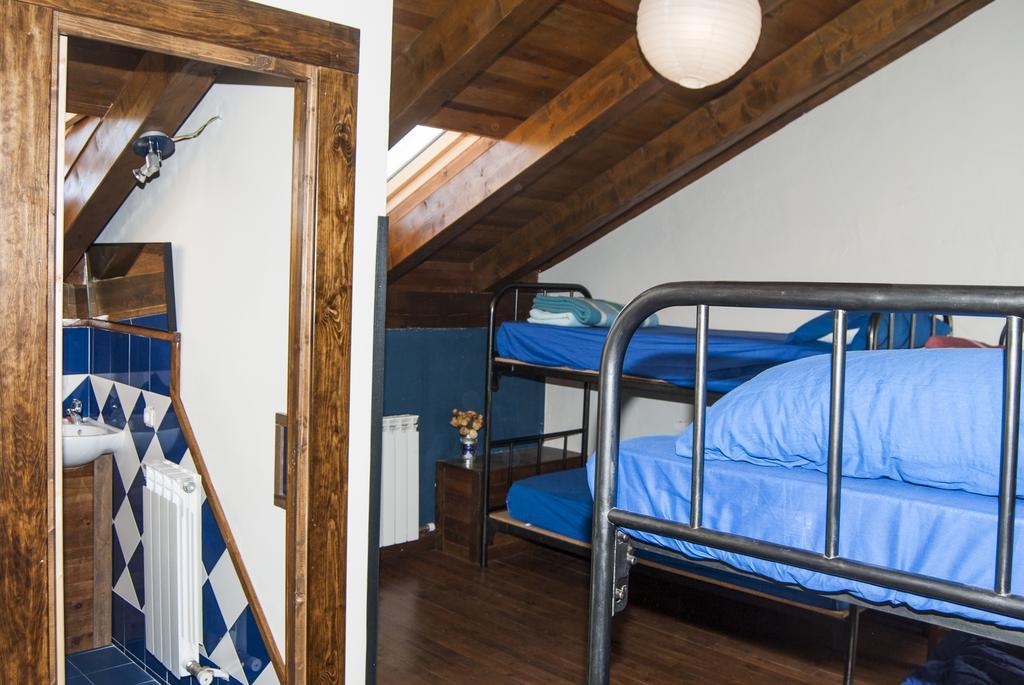 Albergue A'Noguera كاستيلو دي جاكا الغرفة الصورة