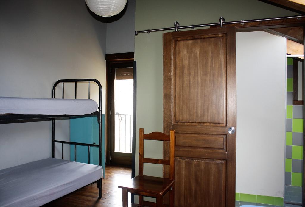Albergue A'Noguera كاستيلو دي جاكا المظهر الخارجي الصورة